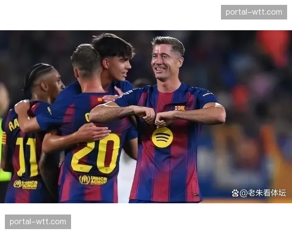 巴萨发布对阵瓦伦西亚大名单,佩德里回归,中场拦截硬度成焦点 巴萨发布对阵瓦伦西亚大名单,佩德里回归,中场拦截硬度成焦点