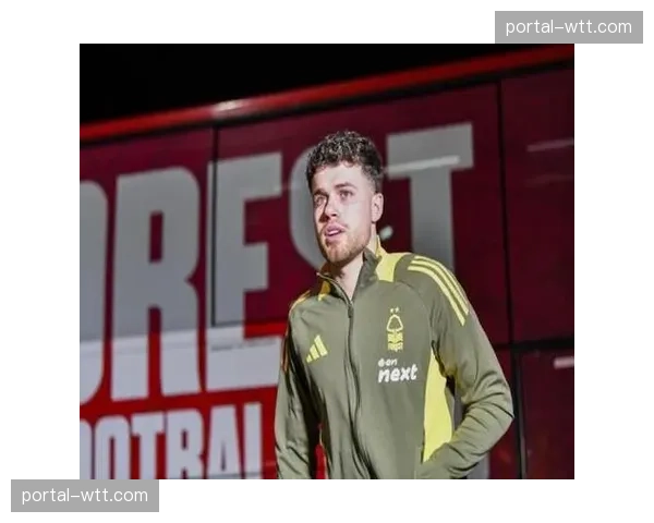 官方：诺丁汉森林后卫内科-威廉姆斯因膝盖韧带损伤，赛季提前报销